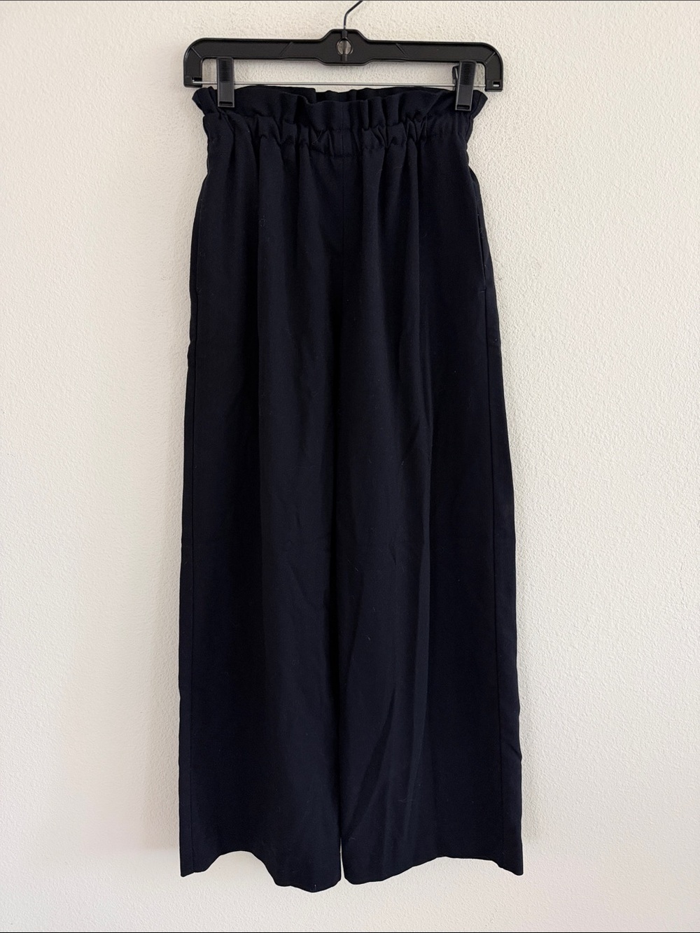 Uniqlo High-Waist Wide Leg Pants